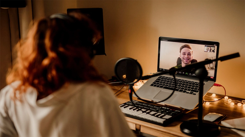 Do Offer Vocal Coaching Or Guidance During Sessions?